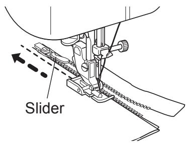 TOYOTA SUPER JEANS 26 - - Sewing the left side of the zipper - 13