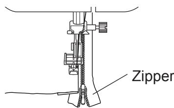 TOYOTA SUPER JEANS 26 - - Sewing the left side of the zipper - 7
