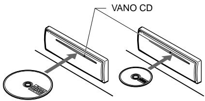 CLARION DB338R - Inserimento di un CD - 1