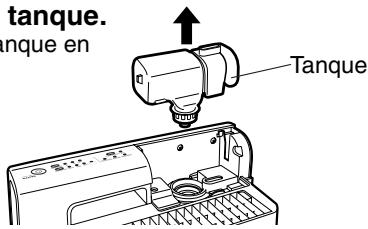 SANYO ABC-VW24A - Afloje la tapa del tanque y llene el tanque con agua del grifo. - 3
