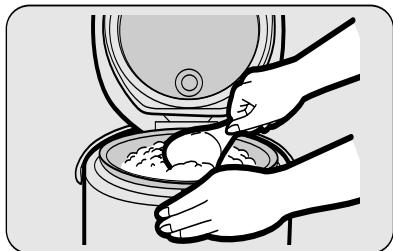 SANYO ECJ-N100W - Stir the rice before serving. Cooked rice can be kept warm for up to 2 hours. - 1