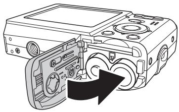 SANYO VPC-S670 - Inserting the Batteries - 4