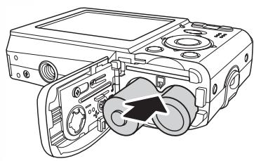 SANYO VPC-S770 - Inserting the Batteries - 3