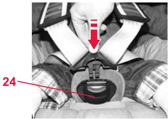 BRITAX KING PLUS - Mise en place de la ceinture de votre enfant - 2