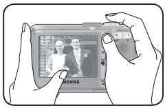 SAMSUNG D860 - How to take a picture - 6