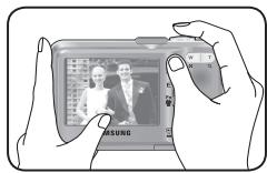SAMSUNG D860 - How to take a picture - 7
