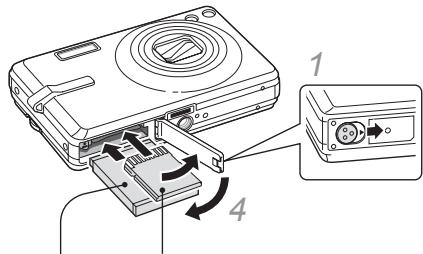 SAMSUNG IT100 SILVER - 插入電池和記憶卡 - 1