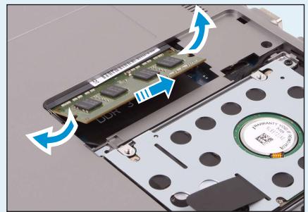 SAMSUNG NP540U3C - Removing a memory module - 1