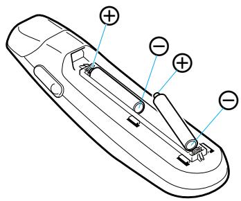 ALPINE NVE-N055PV - Die Batterien auswechseln - 1