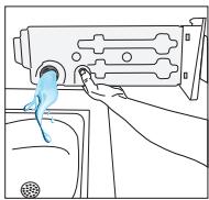 BEKO D3H210D93WD - Vidange du réservoir d'eau - 2