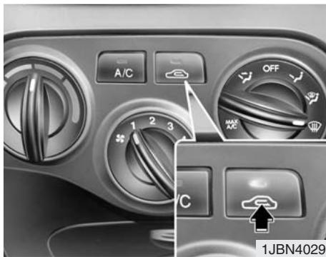 KIA RIO - Bouches d'air au combiné d'instruments - 1