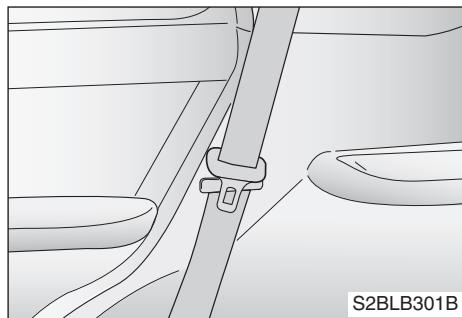 KIA SORENTO - Pour relever le siège arrière : - 1