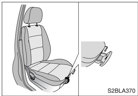 KIA SORENTO - Rangement dans la console centrale - 1