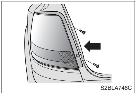KIA SORENTO - Remplacement de l'ampoule des deux combinés arrêté - 1