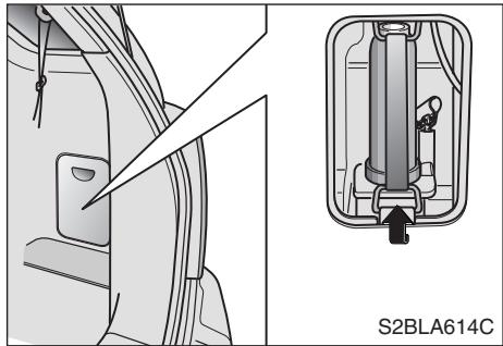 KIA SORENTO - Conseils pour remorquer un véhicule enlisé - 1
