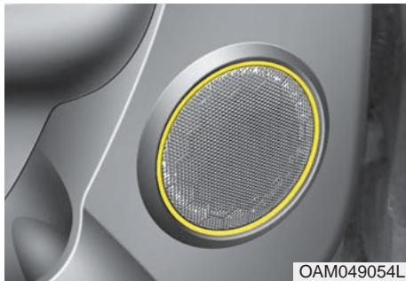 KIA SOUL - Prise aux, USB et ipod®* (si équipe) - 1