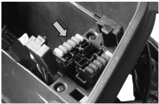PIAGGIO X7 - Battery - 3