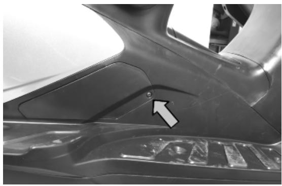 PIAGGIO X7 - Side fairings - 3