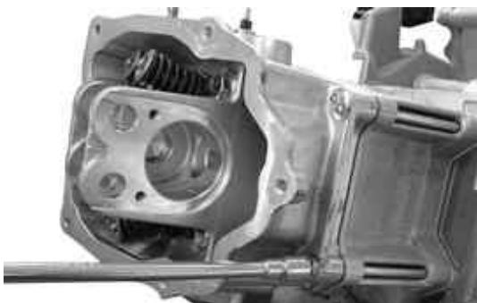 PIAGGIO X7 - Refitting the head and timing system components - 2