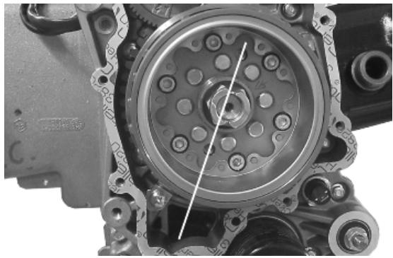 PIAGGIO X7 - Removing the flywheel magneto - 2