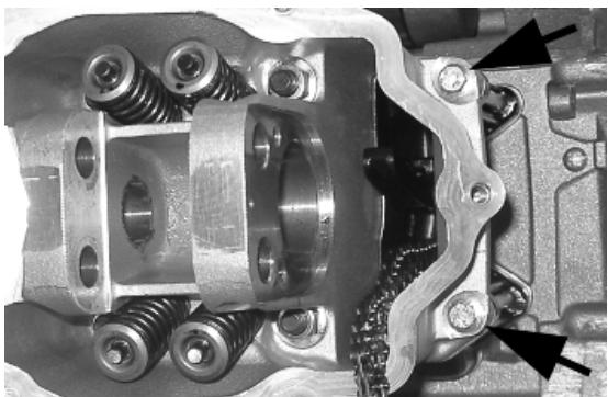 PIAGGIO X7 - Removing the cylinder head - 1