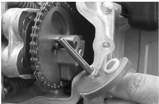 PIAGGIO X7 - Refitting the head and timing system components - 10