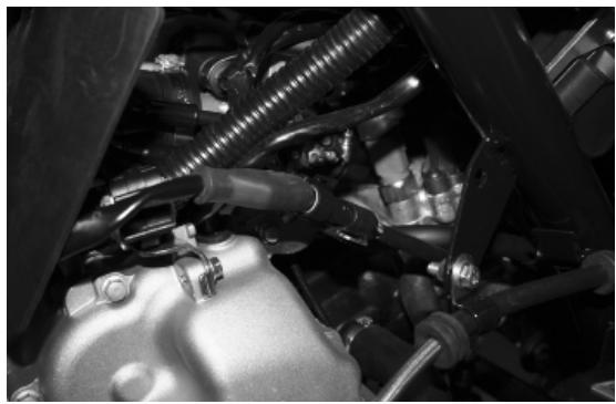 PIAGGIO X7 - Exhaust assay. Removal - 1