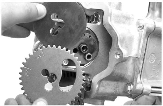 PIAGGIO X7 - Removing the timing system drive - 5