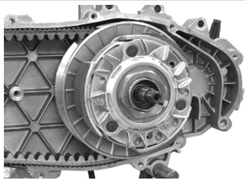 PIAGGIO X7 - Refitting the driven pulley - 1