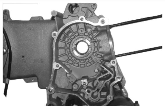 PIAGGIO X7 - Inspecting the crankshaft plain bearings - 1