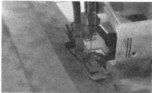 SINGER 14SH654 - Angle interieur - 1