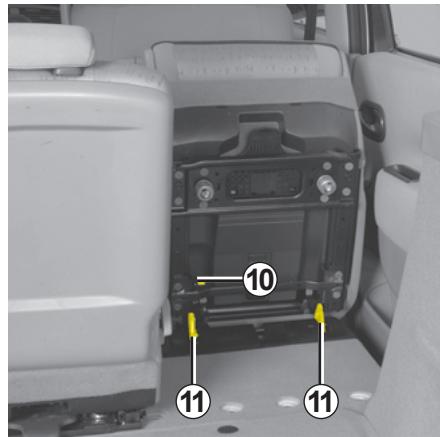RENAULT SCENIC II - Pour installer un siège - 2