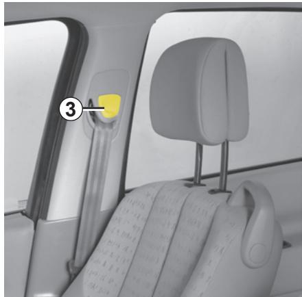 RENAULT SCENIC II - Ajustement des ceintures de sécurité - 1