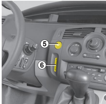 RENAULT SCENIC II - Pour desserrer le frein de parking assisté - 2