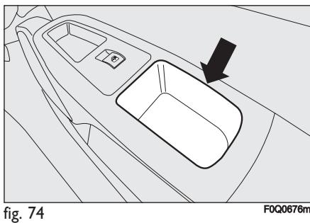 FIAT BRAVO - Compartiment porte-objets - 1
