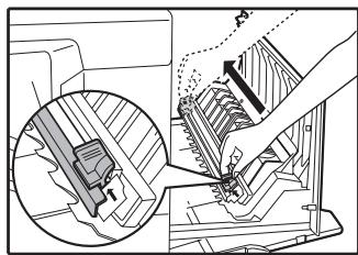 SHARP MX-M202D - Nettoyage du chargeur de transfert - 4