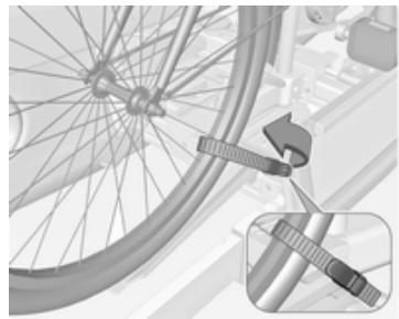OPEL ADAM - Fixation du premier vélo - 3