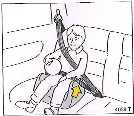 OPEL CALIBRA - Siège de sécurité pour enfants - 3
