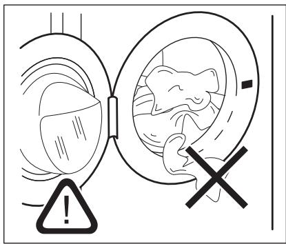 ELECTROLUX EWW1687SWD - Chargement du linge - 1