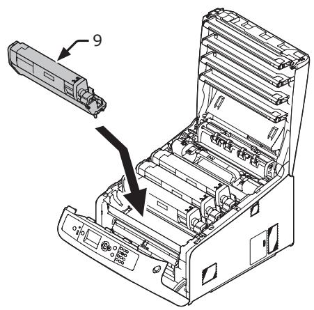 OKI C822N - Risque de brûlure. - 12