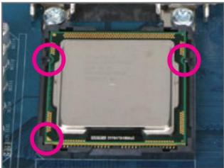 GIGABYTE GA-H55M-S2 - 1-3-1 Installation du processeur - 5