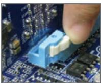 GIGABYTE GA-H55M-S2 - 1-5 Installation d'une carte d'extension - 4