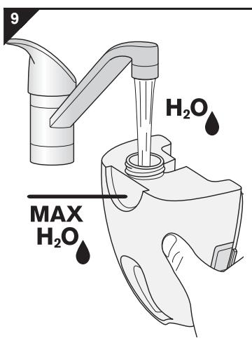 DIRT DEVIL M302-0 AQUACLEAN MULTIFONCTION - Remplissage du réservoir du produit de nettoyage - 3