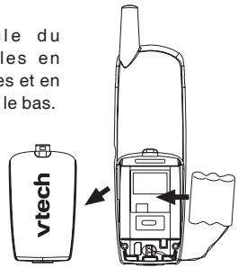 VTECH IA5874 - Installation du bloc-piles dans le combiné - 1