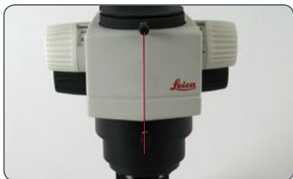 LEICA LED5000 HDI - Montage du corps de microscope - 2