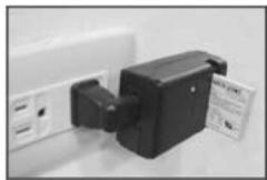 FERRANIA SOLARIS DIGITAL 715 - Recharger la pile avec le chargeur - 3