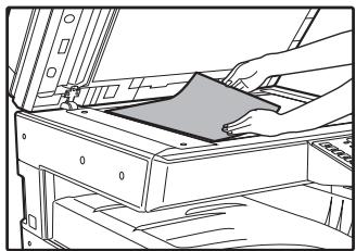 SHARP 6020 - Ouvrez le couvercle/rspf et mettez l'original en place. - 2