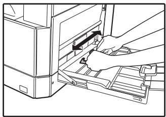 SHARP 6020 - Dépliez le plateau d'alimentation auxiliaire. - 3