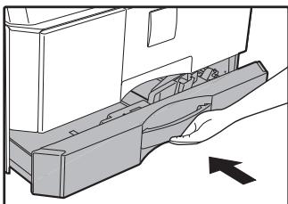 SHARP AR 6020 - Tirez doucement sur le magasin jusqu'à ce qu'il arrive en butée. - 5