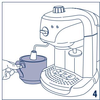 DELONGHI EC 221.B - cleaning after cappuccino - 7
